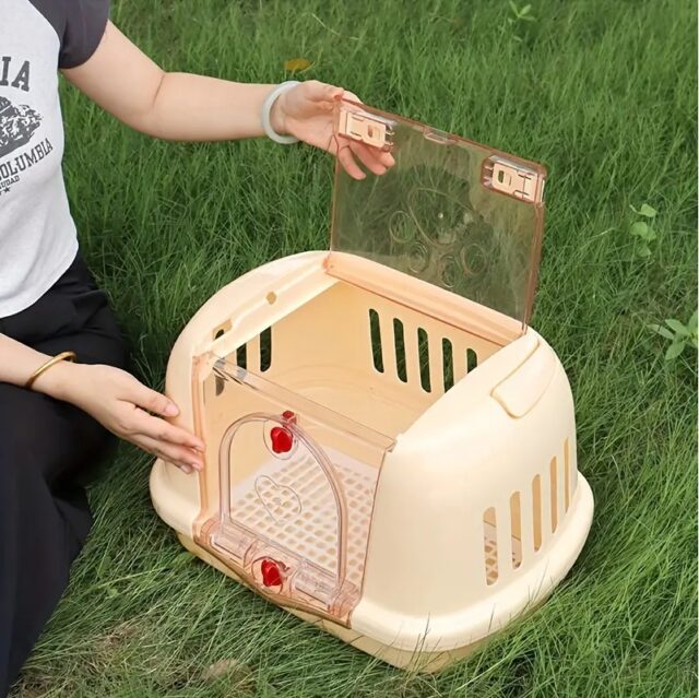 Pet Travel Carrier Ventilation Hard Sided Cat Carrier Airplane Air Box for Cats and Kitten - Image 3